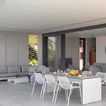 Villa Infinity