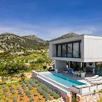 Infinity Villa