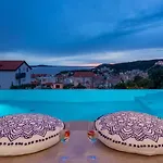 Infinity * Hvar Town
