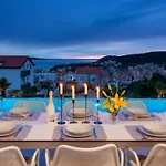 Villa Infinity *
