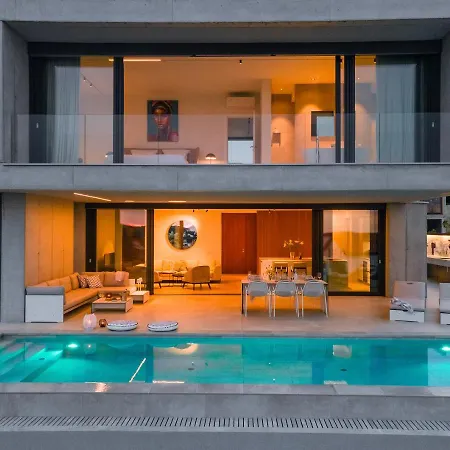 Infinity Villa *