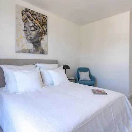 فيلة Infinity هفار