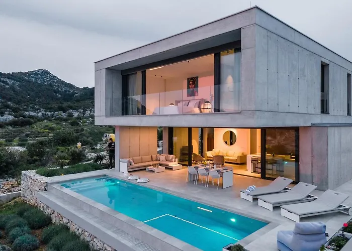 Infinity 别墅 赫瓦尔