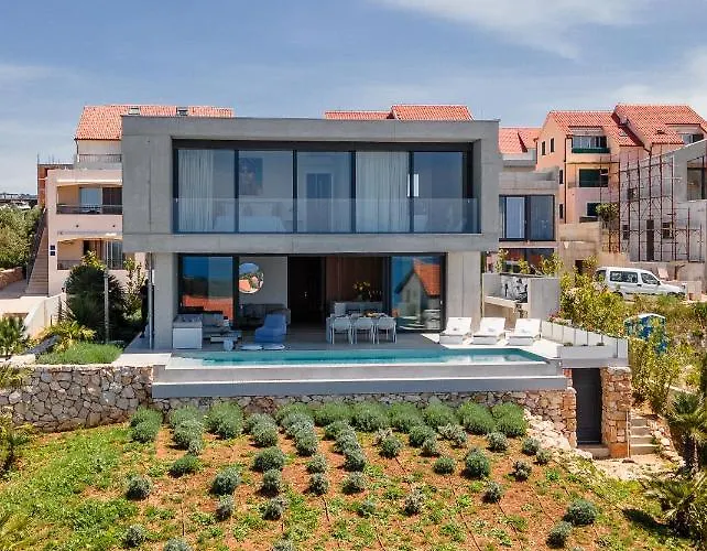 Infinity Villa Hvar Town