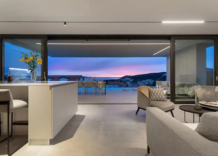 Infinity Villa Hvar Town