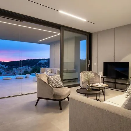 Infinity ヴィラ フヴァル