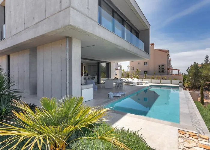 Vila Infinity Hvar Town