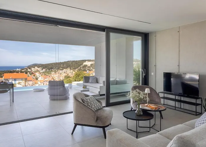 Vila Infinity Hvar Town