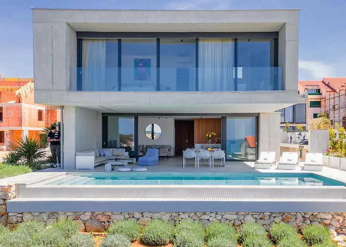 Vila Infinity Hvar Town